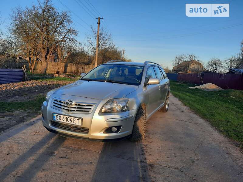 2006 toyota avensis