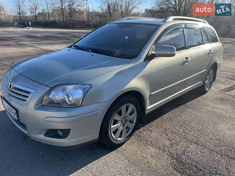 2007 toyota avensis