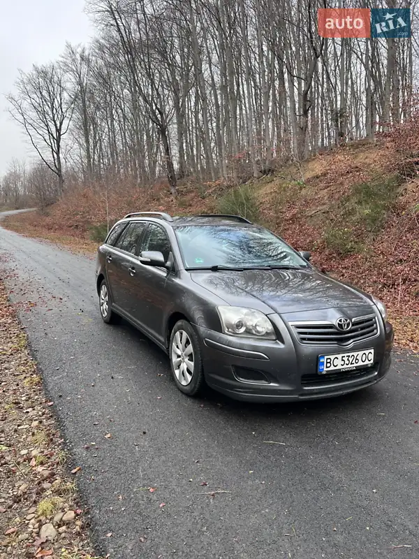 2007 toyota avensis