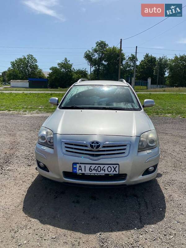 2007 toyota avensis