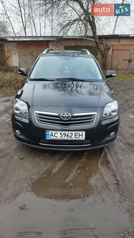 2008 toyota avensis