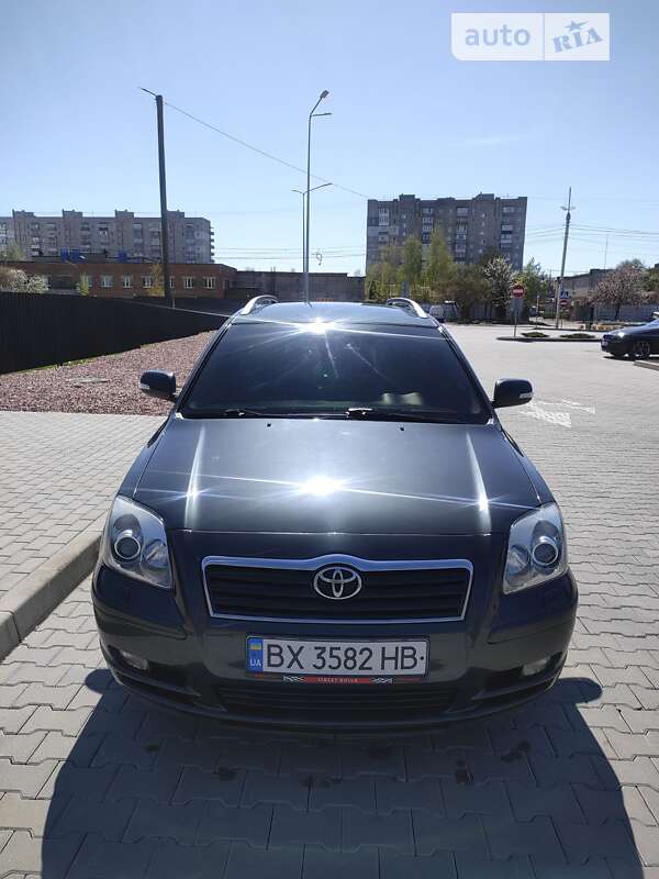 2006 toyota avensis
