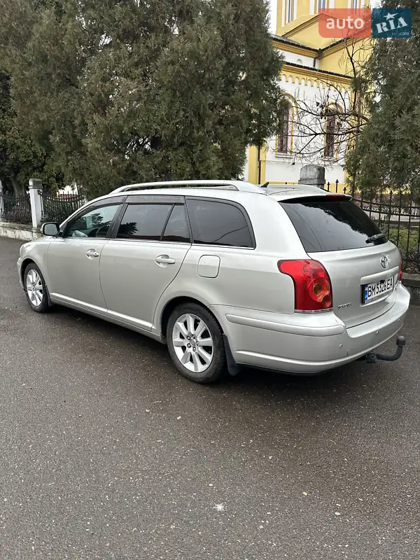 2007 toyota avensis