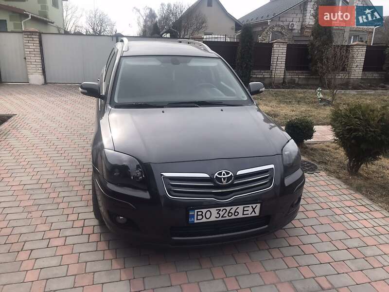 2006 toyota avensis