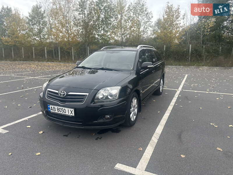 2008 toyota avensis