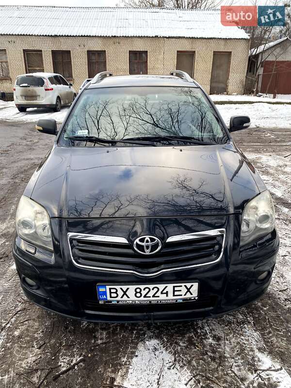 2007 toyota avensis