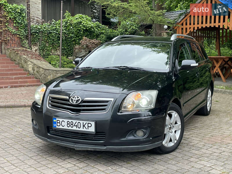 2008 toyota avensis
