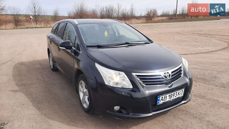 2009 toyota avensis
