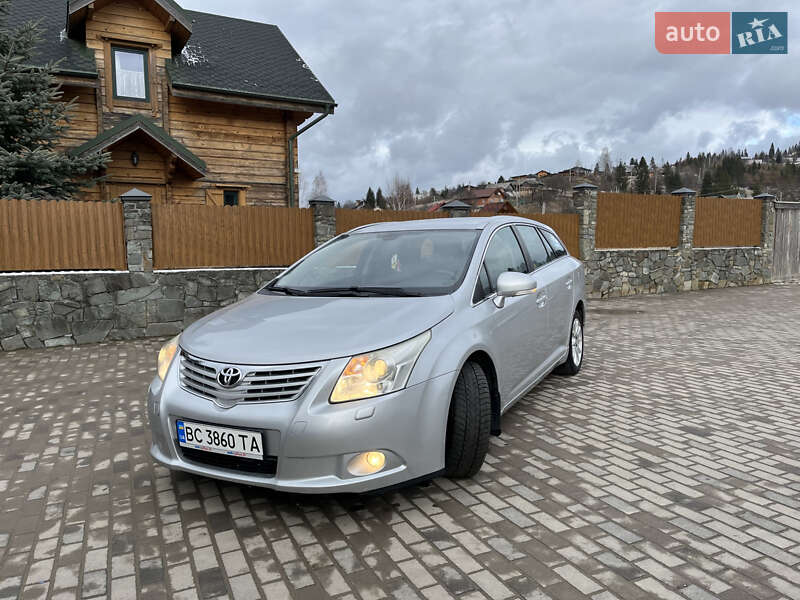 2008 toyota avensis