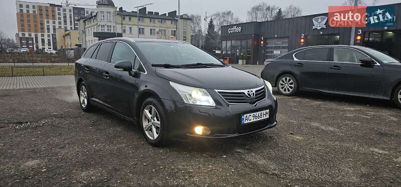2009 toyota avensis
