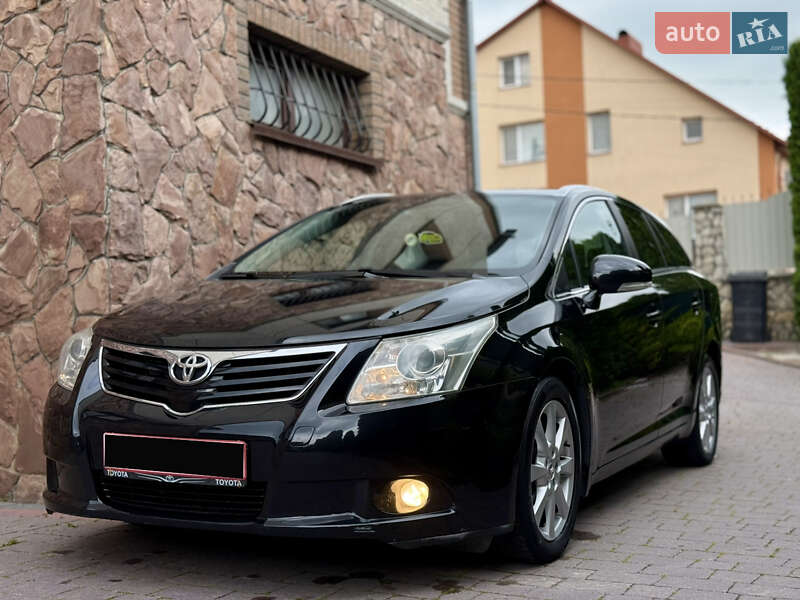 2009 toyota avensis