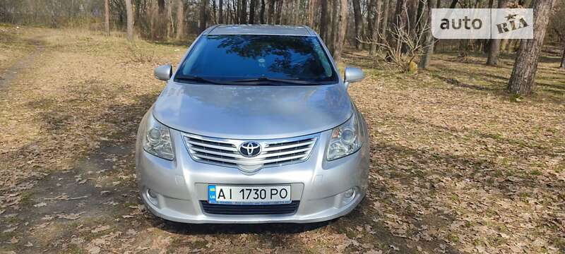 2009 toyota avensis