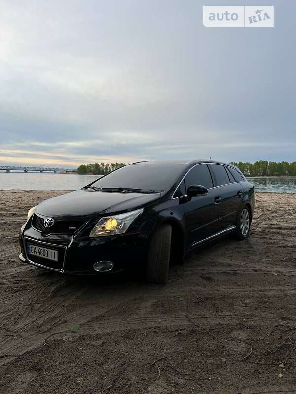 2009 toyota avensis