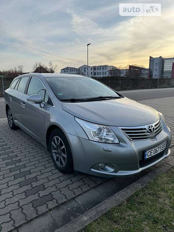 2008 toyota avensis