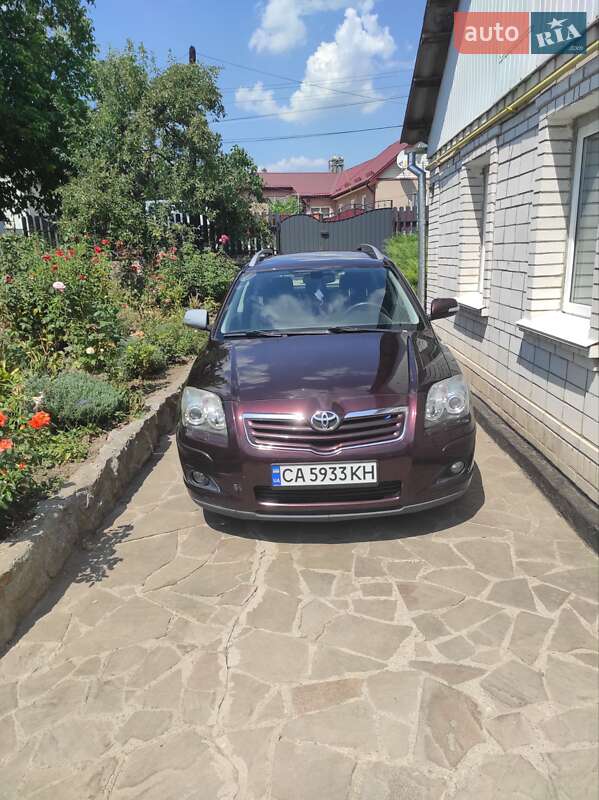 2007 toyota avensis