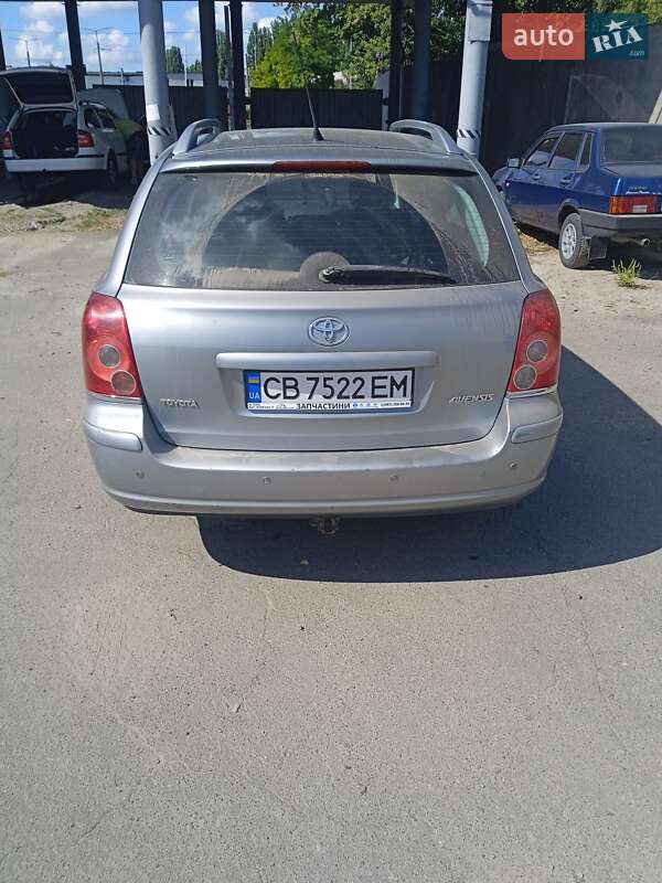 2007 toyota avensis