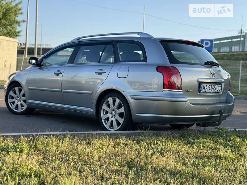 2007 toyota avensis