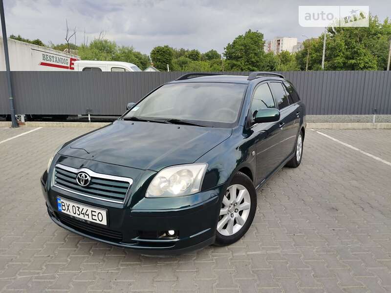 2003 toyota avensis