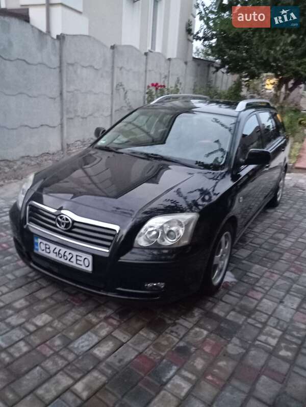 2003 toyota avensis