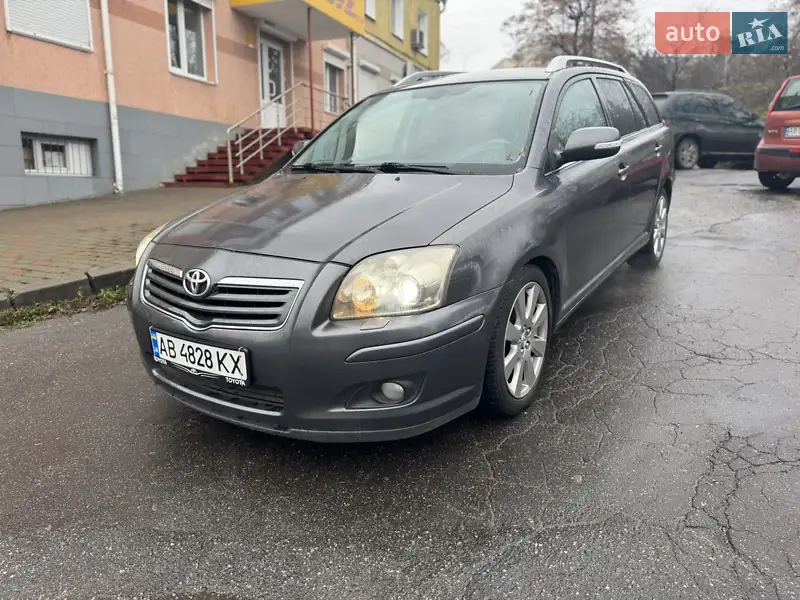 2008 toyota avensis