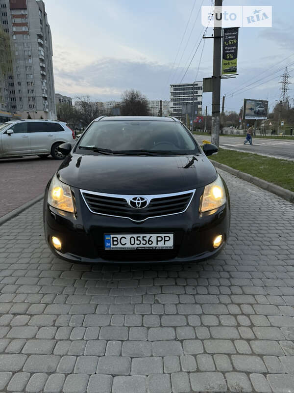 2009 toyota avensis
