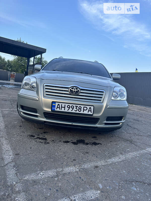2006 toyota avensis