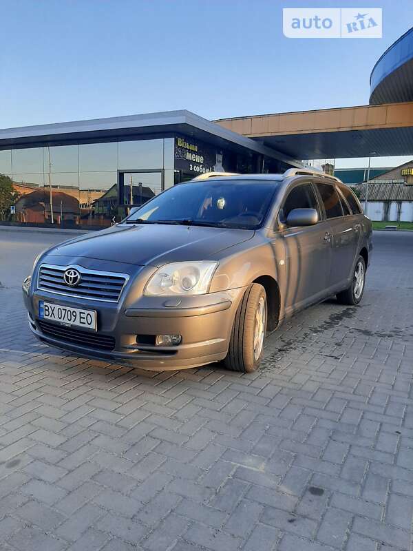 2006 toyota avensis