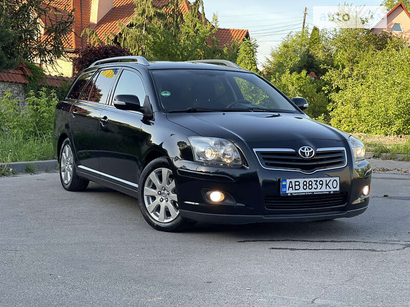 2008 toyota avensis