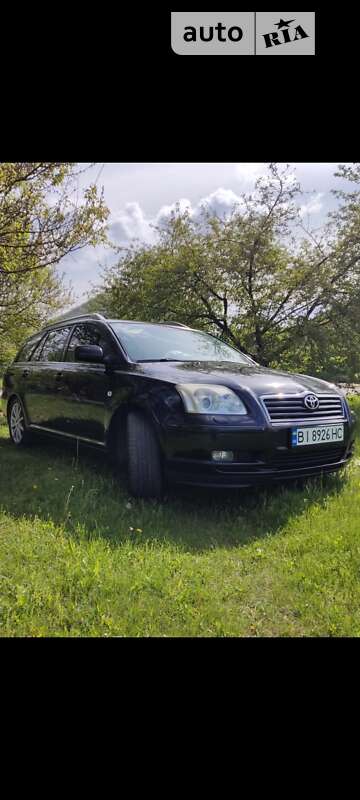 2005 toyota avensis