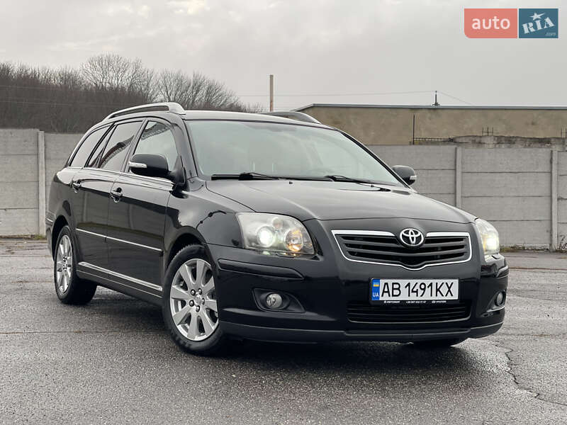 2008 toyota avensis