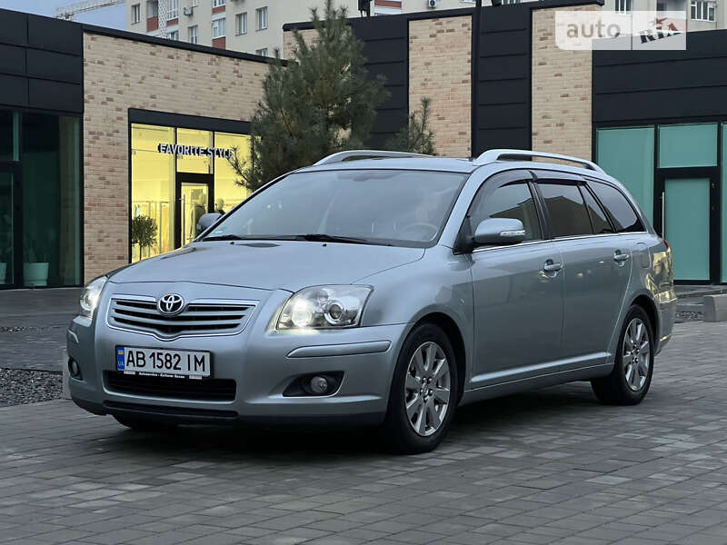 2007 toyota avensis