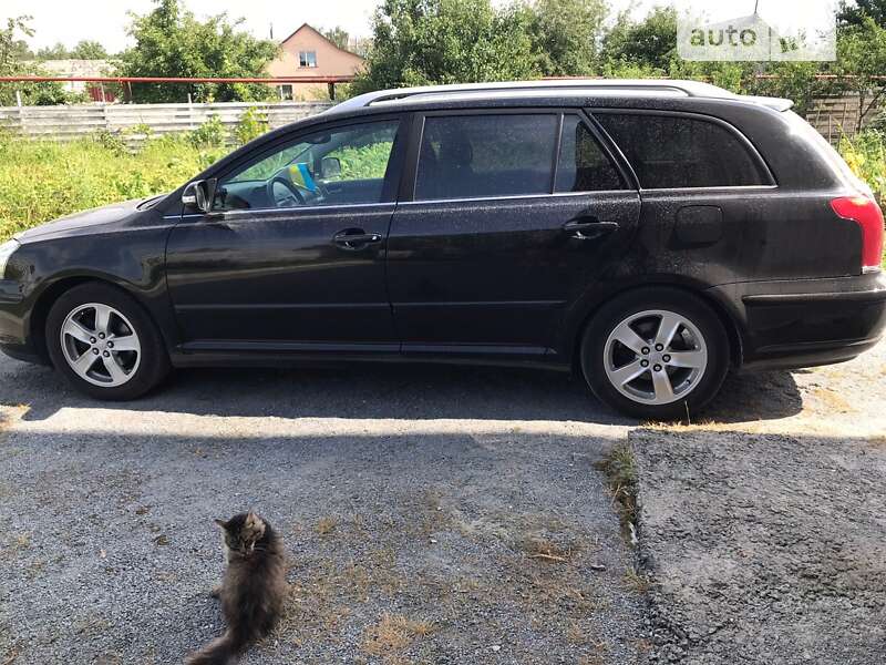 2007 toyota avensis