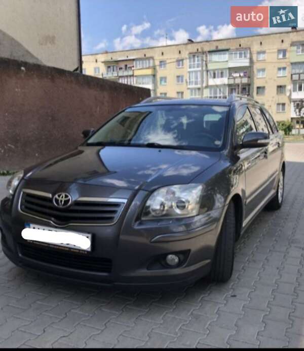 2007 toyota avensis