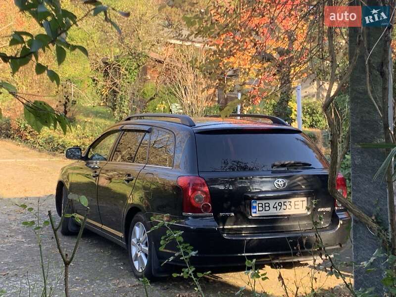 2007 toyota avensis