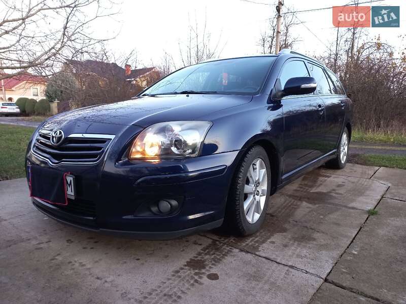 2006 toyota avensis