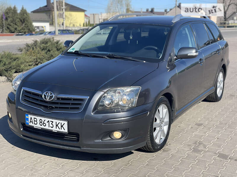 2006 toyota avensis