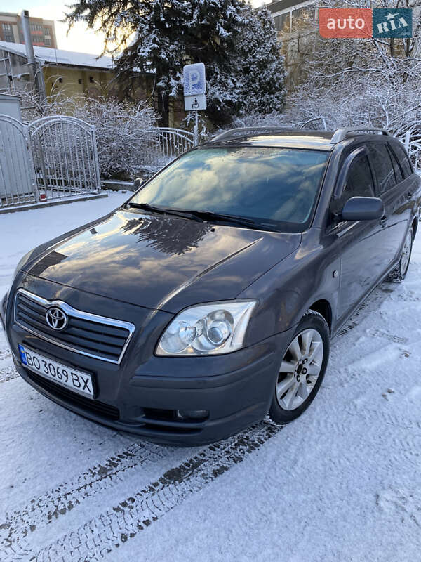 2006 toyota avensis