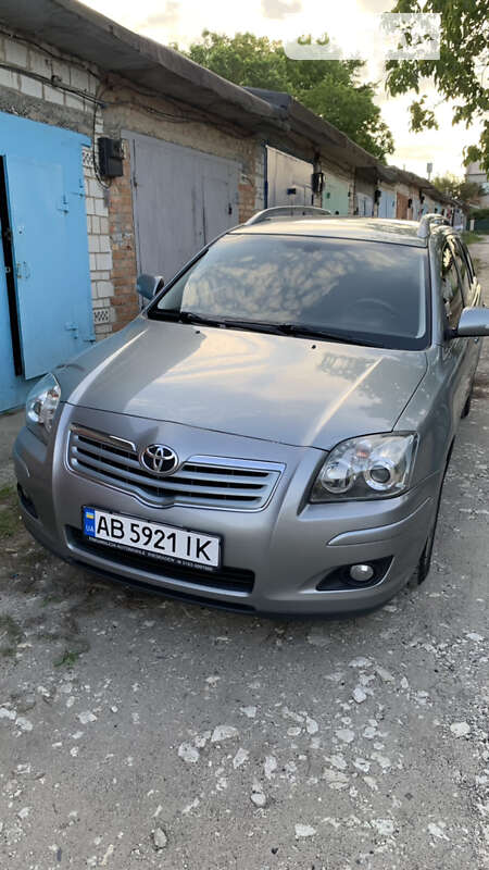 2007 toyota avensis