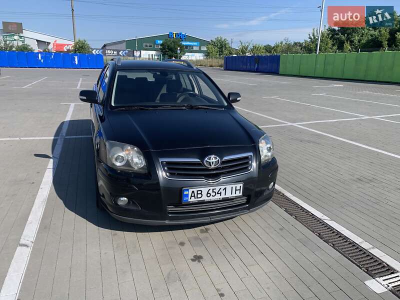 2006 toyota avensis
