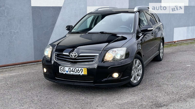 2008 toyota avensis