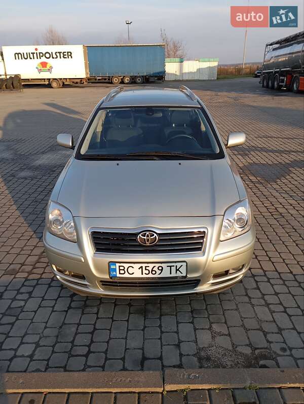 2006 toyota avensis