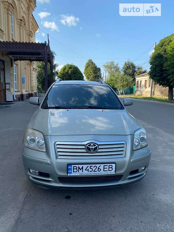 2004 toyota avensis