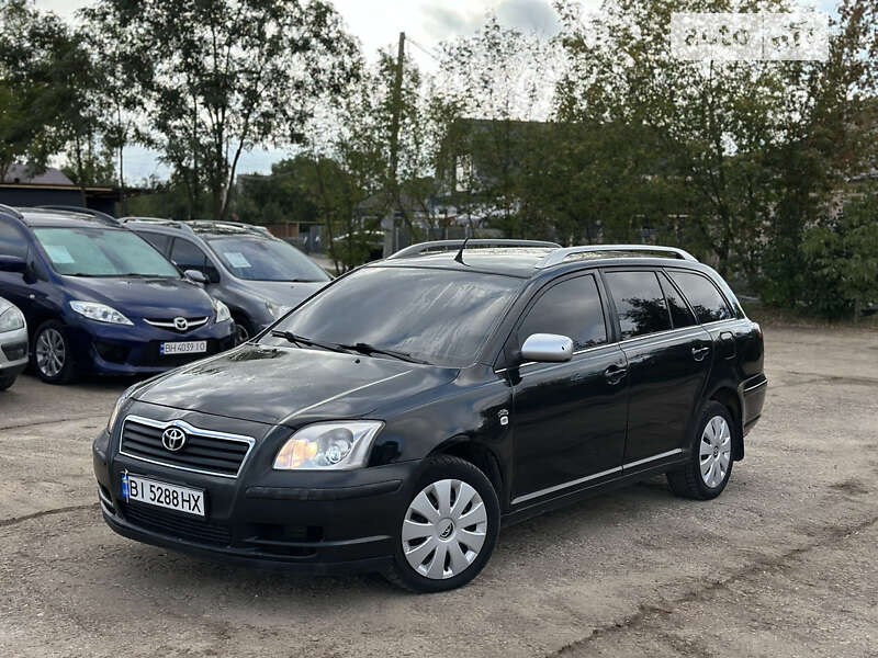 2004 toyota avensis