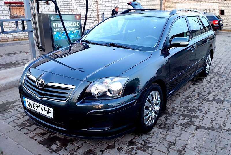 2006 toyota avensis