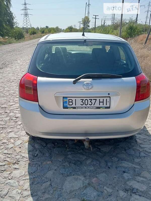 2003 toyota corolla