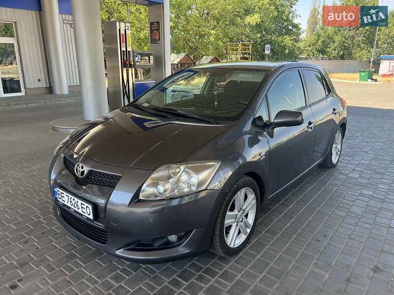 2007 toyota auris
