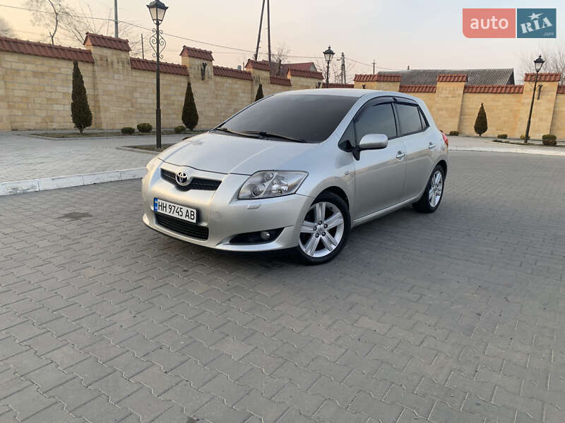 2007 toyota auris