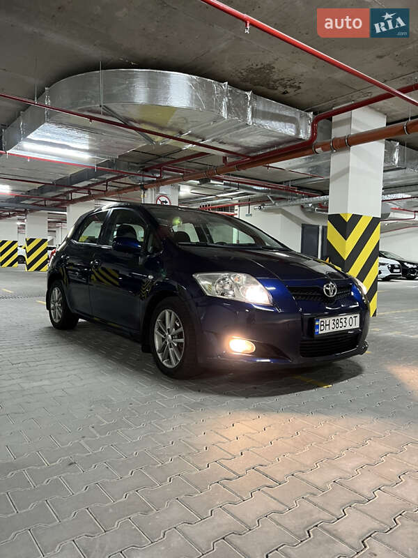 2008 toyota auris