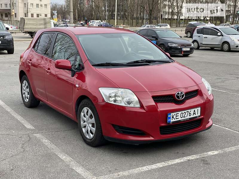 2008 toyota auris