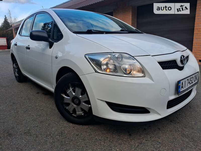 2007 toyota auris